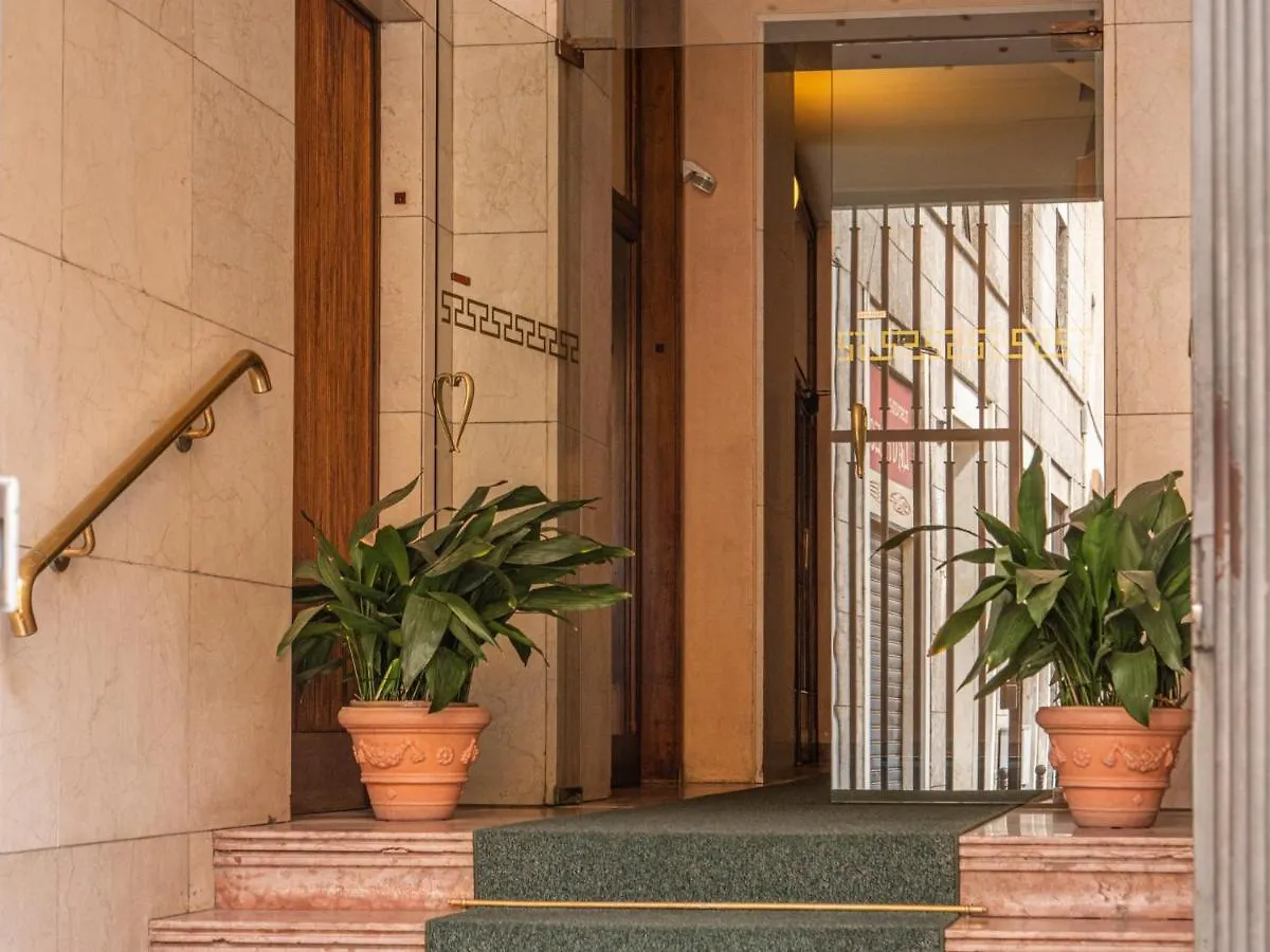 The Best Rent - Apartment With Balcony In Milan Downtown